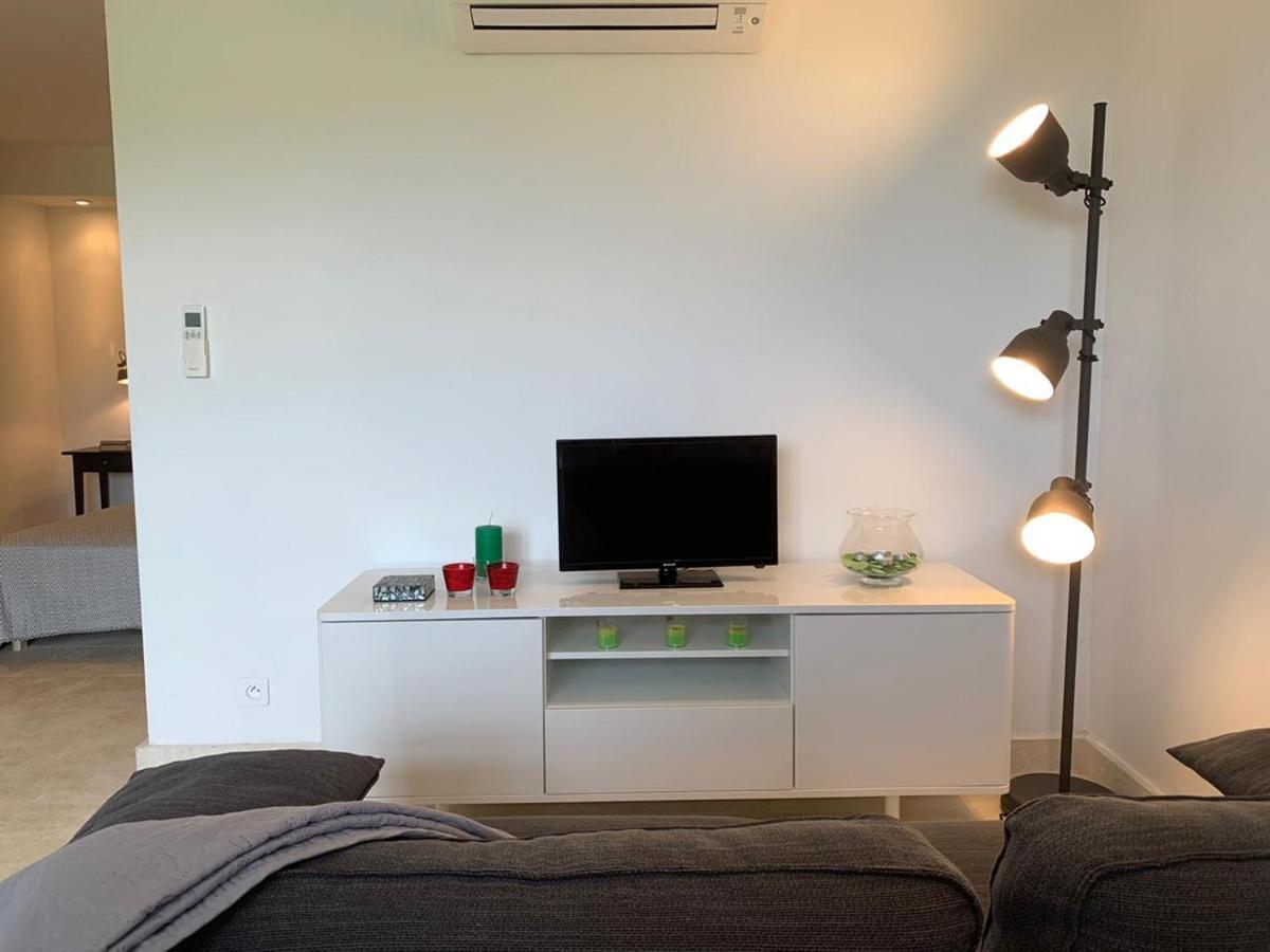 Le Mas Silvestre Saint-Saturnin-les-Apt Exterior photo