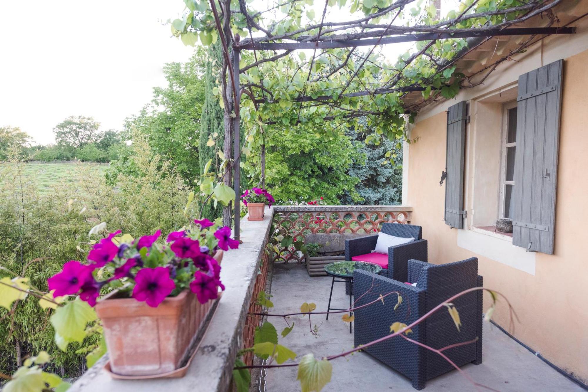 Le Mas Silvestre Saint-Saturnin-les-Apt Room photo